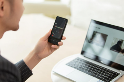 訊飛雙屏翻譯機(jī) 職場(chǎng)精英的智能溝通伙伴